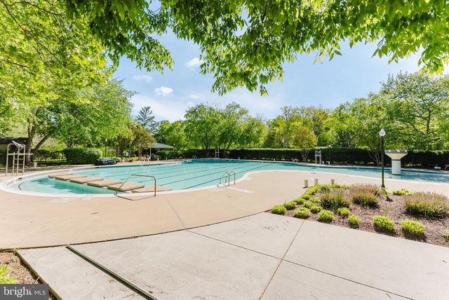9717 GRANARY PL, Bristow, VA 20136