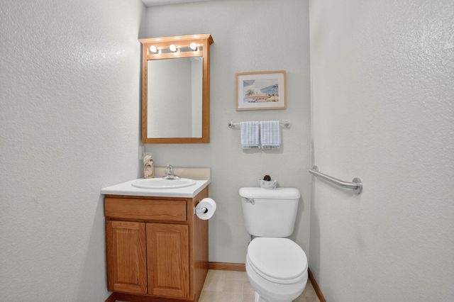 4305 Autumn Ridge Rd Unit 204, Cedar Falls, IA 50613