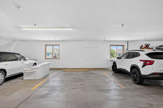 4305 Autumn Ridge Rd Unit 204, Cedar Falls, IA 50613