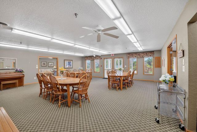 4305 Autumn Ridge Rd Unit 204, Cedar Falls, IA 50613