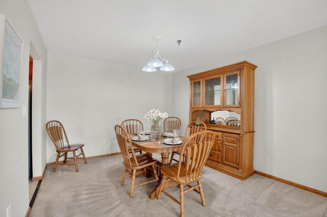 4305 Autumn Ridge Rd Unit 204, Cedar Falls, IA 50613