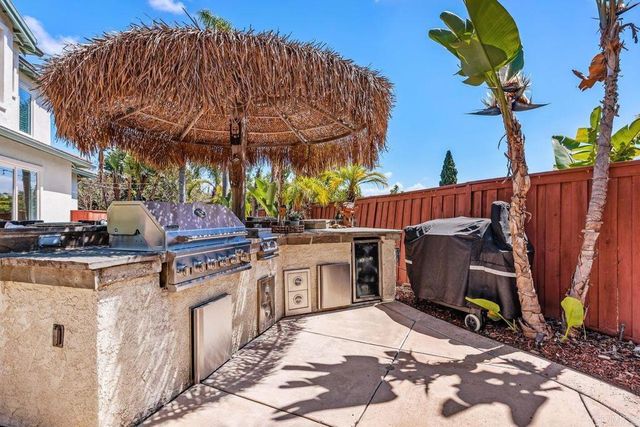 3425 Moon Field Drive, Carlsbad, CA 92010