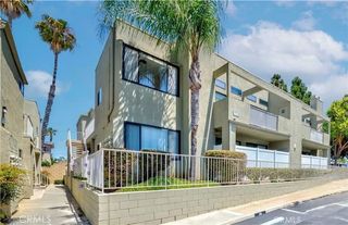 17722 Sergio Cir 203, Huntington Beach, CA 92647