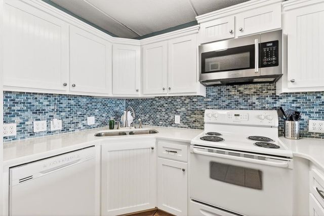 6021 State Highway 361 102, Port Aransas, TX 78373