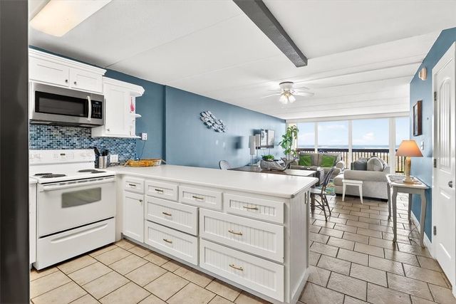 6021 State Highway 361 102, Port Aransas, TX 78373