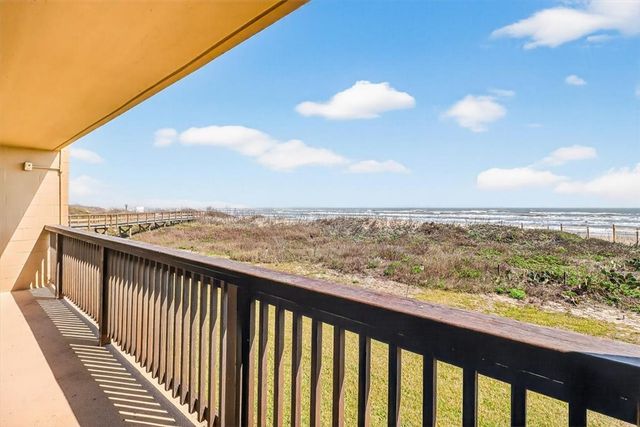 6021 State Highway 361 102, Port Aransas, TX 78373