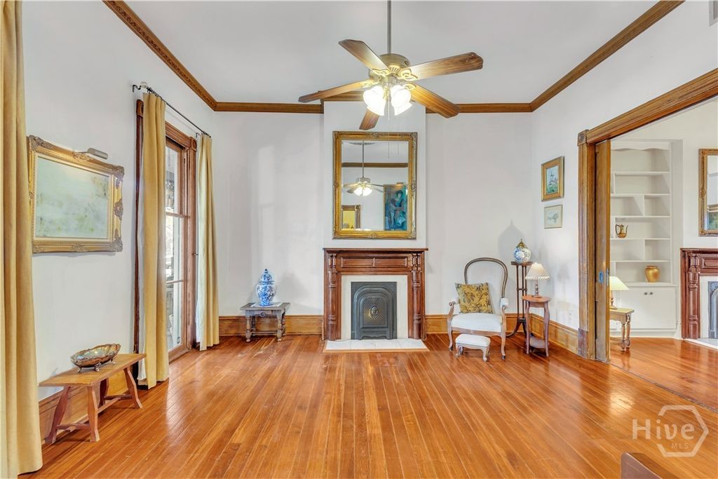 Image 11 of property listing at 213 W Duffy Street, Savannah, GA 31401