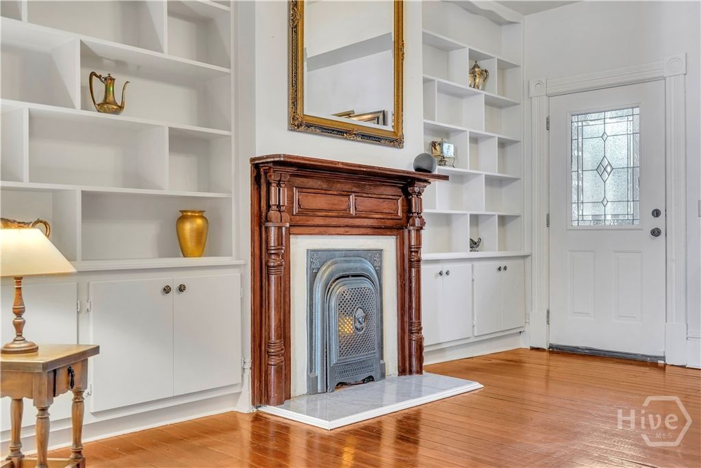 Image 14 of property listing at 213 W Duffy Street, Savannah, GA 31401