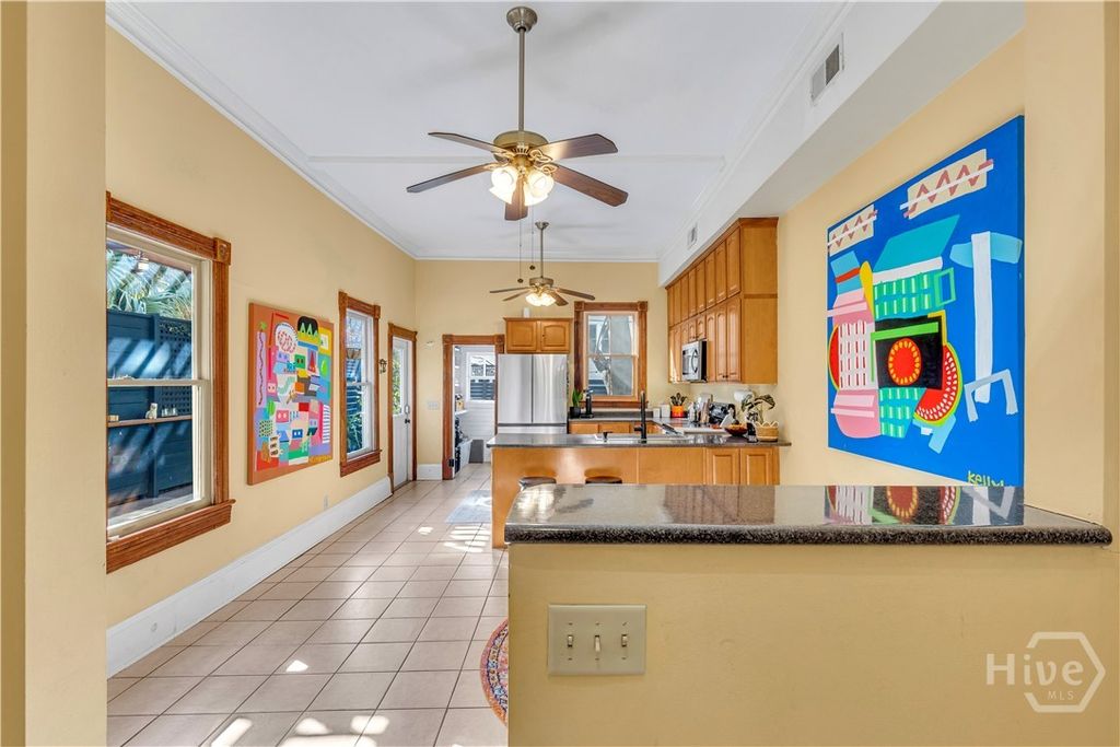 Image 17 of property listing at 213 W Duffy Street, Savannah, GA 31401