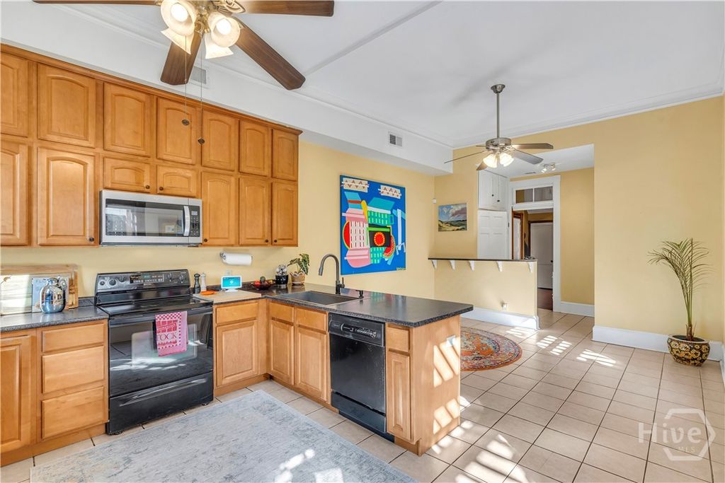 Image 18 of property listing at 213 W Duffy Street, Savannah, GA 31401