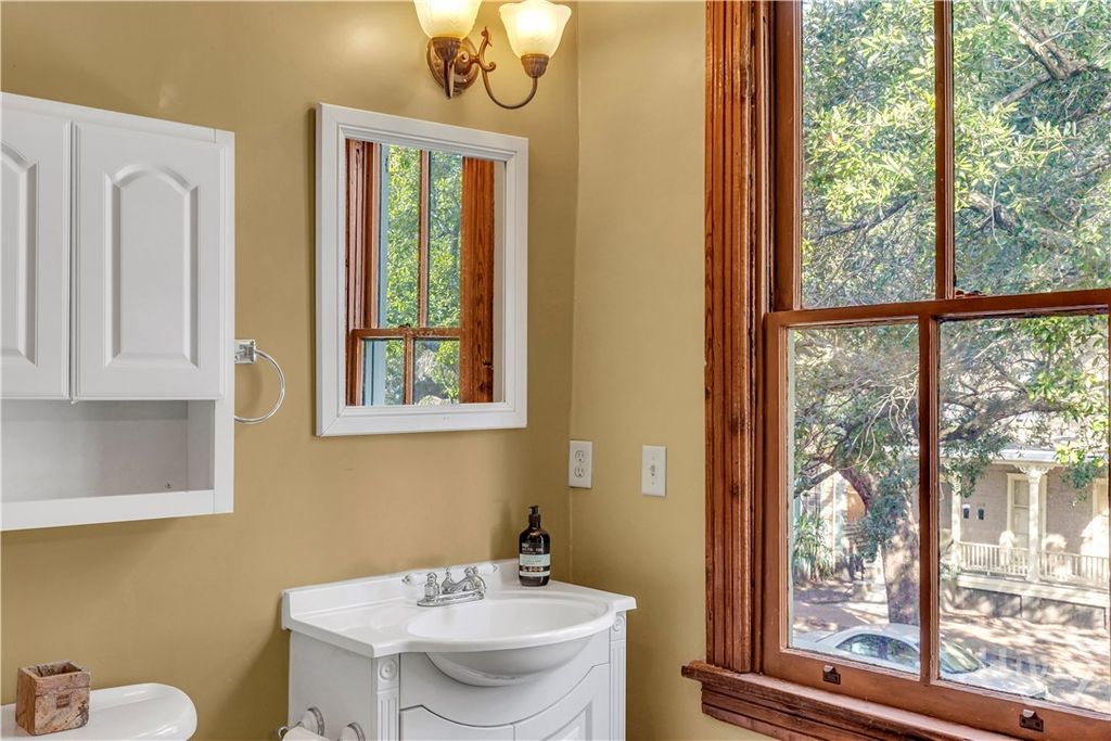 Image 26 of property listing at 213 W Duffy Street, Savannah, GA 31401