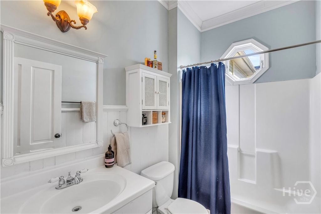 Image 32 of property listing at 213 W Duffy Street, Savannah, GA 31401