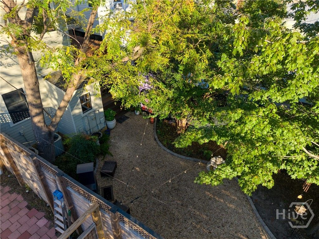 Image 42 of property listing at 213 W Duffy Street, Savannah, GA 31401