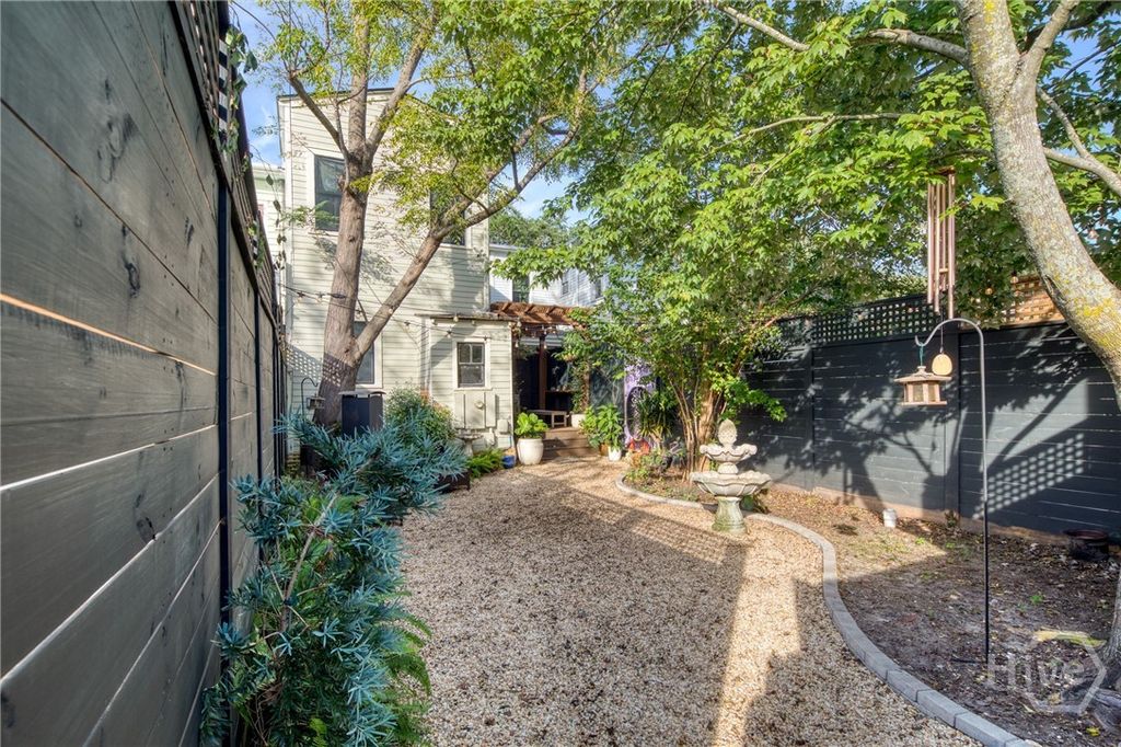 Image 44 of property listing at 213 W Duffy Street, Savannah, GA 31401