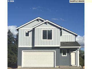 1644 N YOUNG St, Lafayette, OR 97127