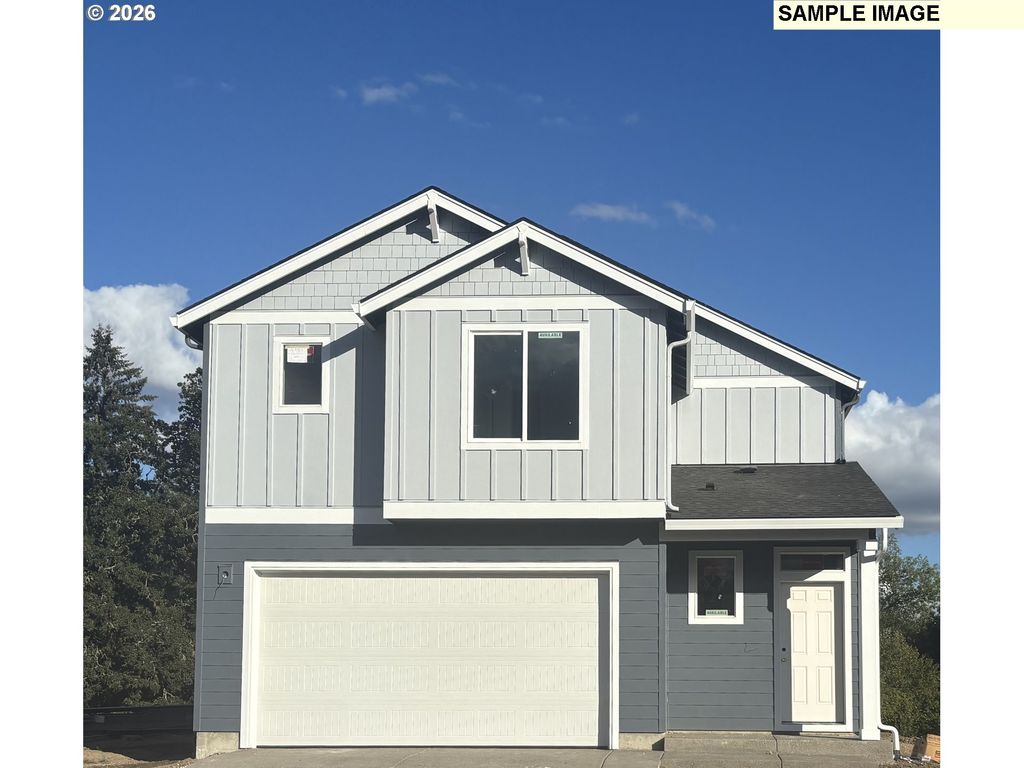 1644 N YOUNG St, Lafayette, OR 97127