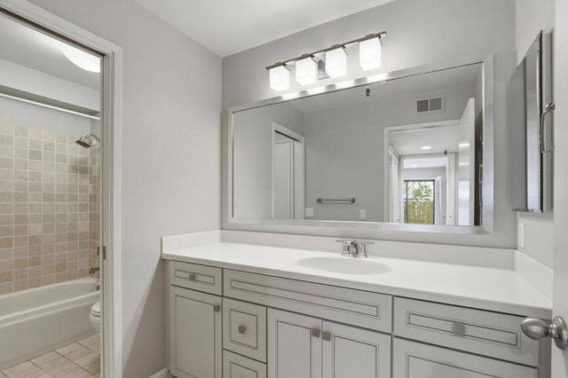 49 Showers Drive E151, Mountain View, CA 94040