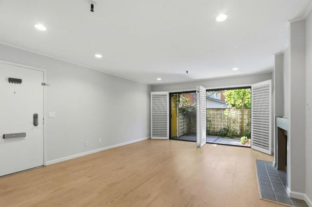 49 Showers Drive E151, Mountain View, CA 94040