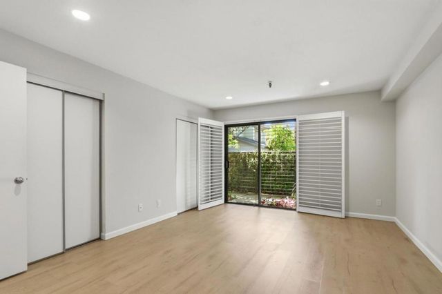 49 Showers Drive E151, Mountain View, CA 94040