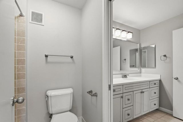 49 Showers Drive E151, Mountain View, CA 94040