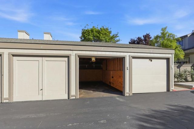 49 Showers Drive E151, Mountain View, CA 94040