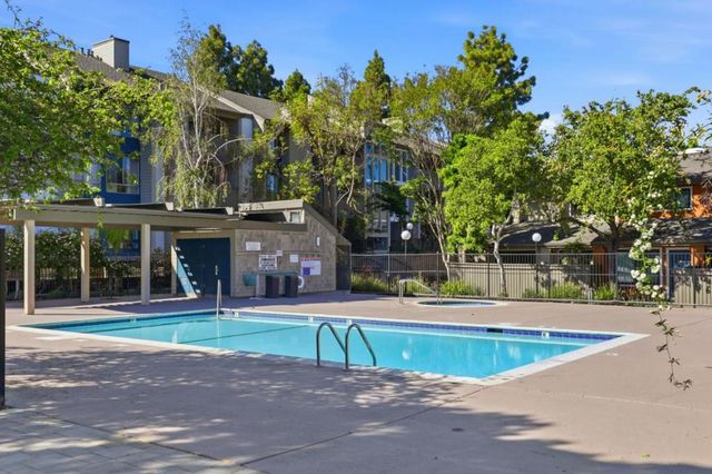 49 Showers Drive E151, Mountain View, CA 94040