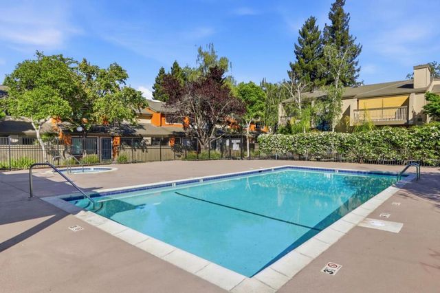 49 Showers Drive E151, Mountain View, CA 94040