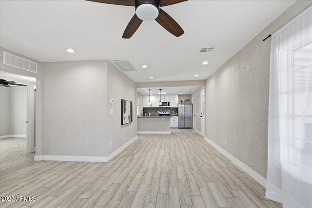 2612 N 31ST Street, Phoenix, AZ 85008