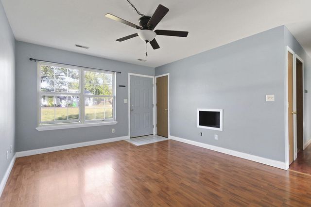 6204 E ROBIN LN, Columbia, MO 65202