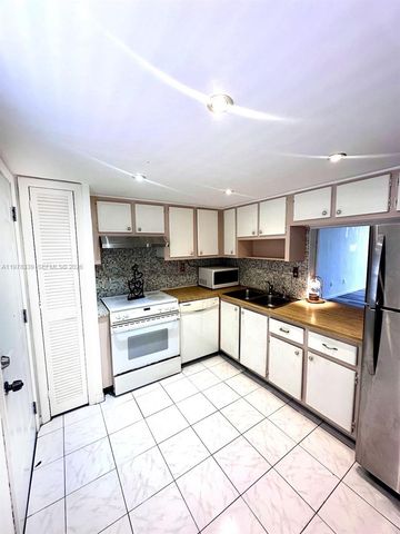 1501 NE 191st Street C312, Miami, FL 33179