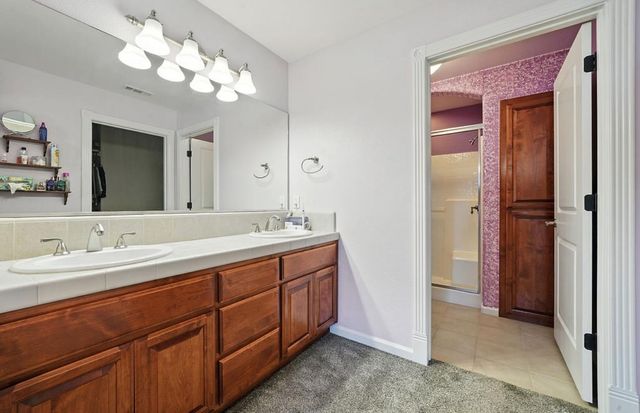 5825 Rippon Rd., Valley Springs, CA 95252