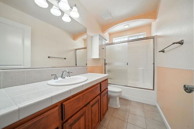 5825 Rippon Rd., Valley Springs, CA 95252