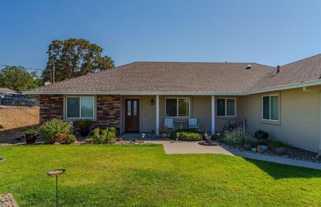 5825 Rippon Rd., Valley Springs, CA 95252