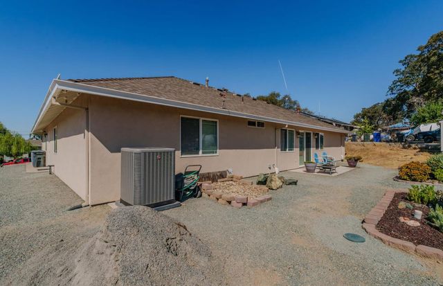 5825 Rippon Rd., Valley Springs, CA 95252