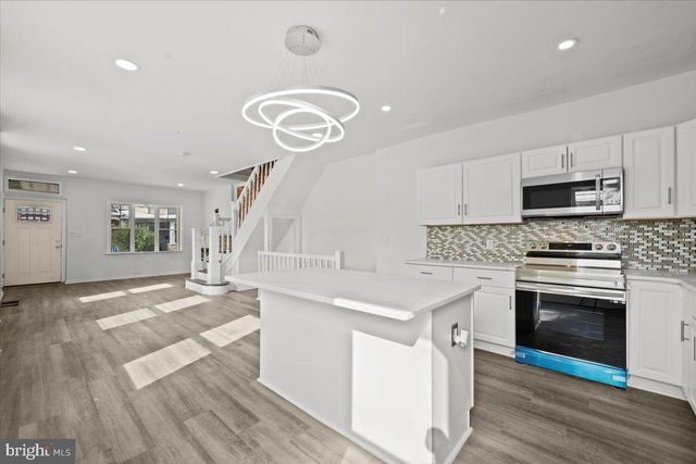 121 S ALDEN ST, Philadelphia, PA 19139