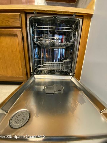 231 Circle Drive 3, Cape Canaveral, FL 32920