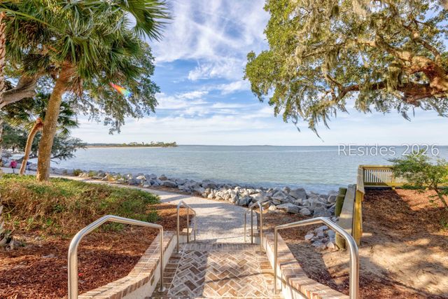 19 Rookery Way, Hilton Head Island, SC 29926