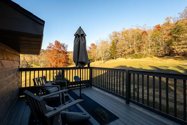 656 Wolf Run Road, Flemingsburg, KY 41041