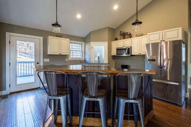 656 Wolf Run Road, Flemingsburg, KY 41041