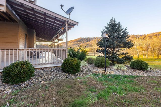 656 Wolf Run Road, Flemingsburg, KY 41041