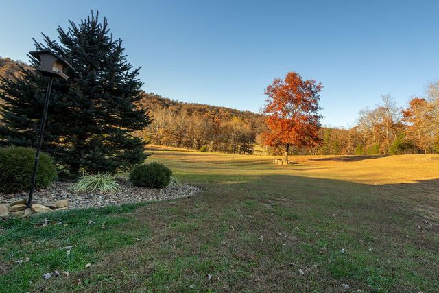 656 Wolf Run Road, Flemingsburg, KY 41041