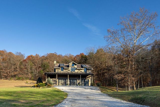 656 Wolf Run Road, Flemingsburg, KY 41041