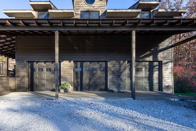 656 Wolf Run Road, Flemingsburg, KY 41041