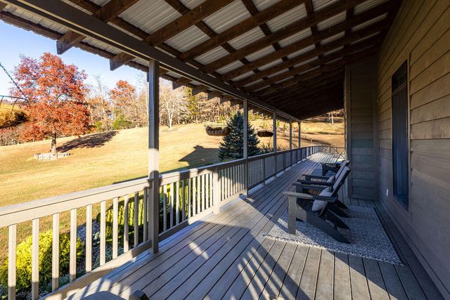 656 Wolf Run Road, Flemingsburg, KY 41041