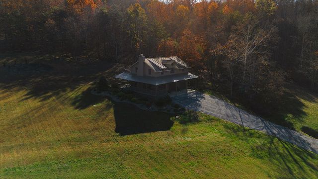 656 Wolf Run Road, Flemingsburg, KY 41041