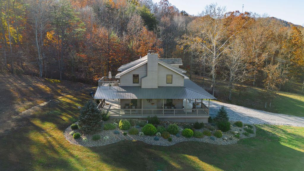 656 Wolf Run Road, Flemingsburg, KY 41041