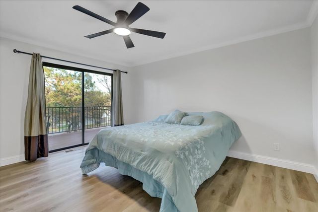 11660 Bluebird Ct, Auburn, CA 95602