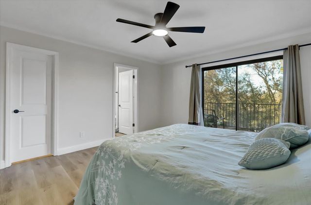 11660 Bluebird Ct, Auburn, CA 95602