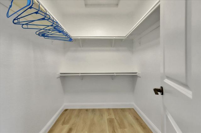 11660 Bluebird Ct, Auburn, CA 95602