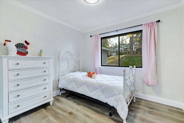 11660 Bluebird Ct, Auburn, CA 95602